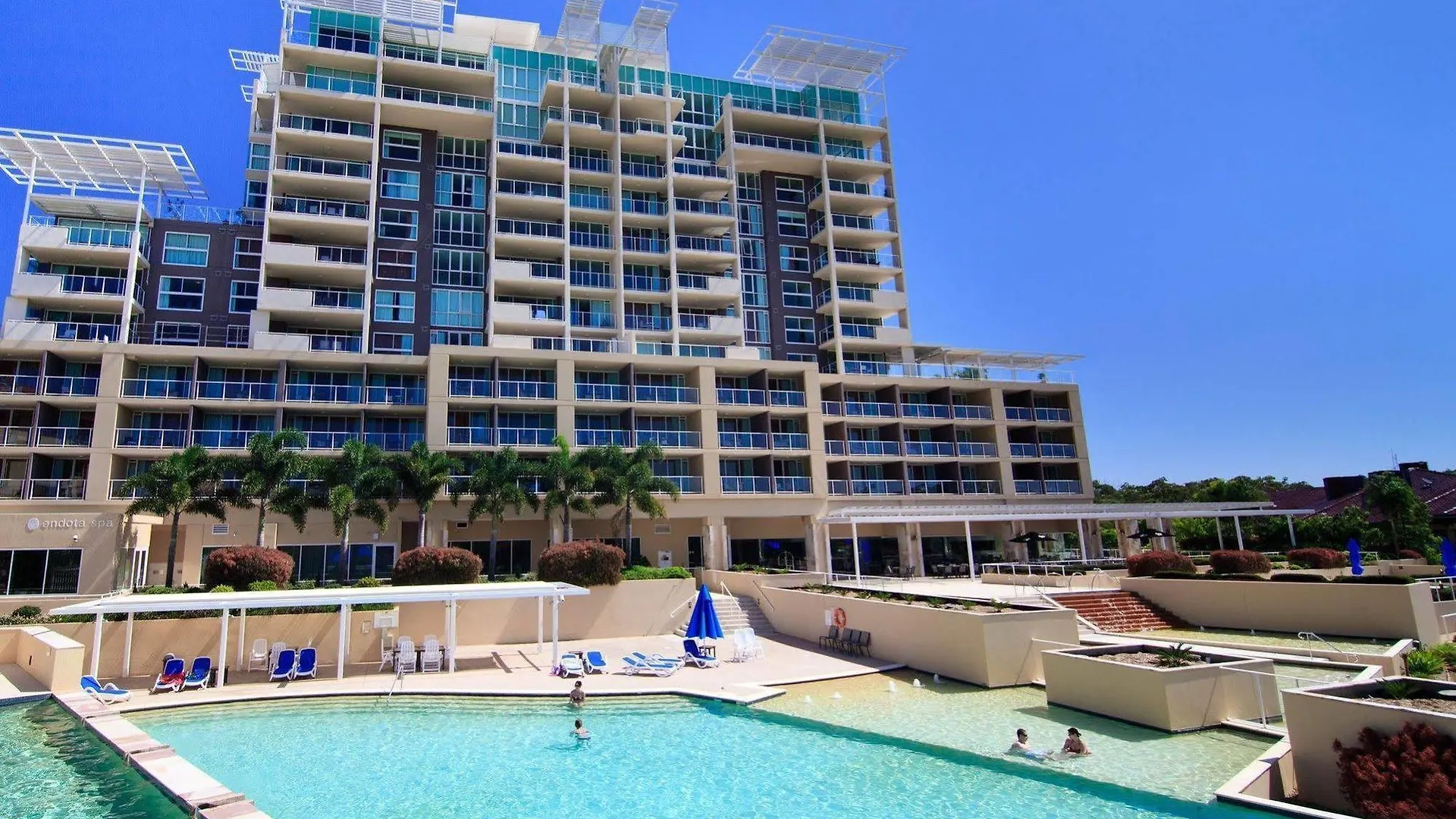 ****  Pelican Waters Golf Resort Sunshine Coast Caloundra Australia