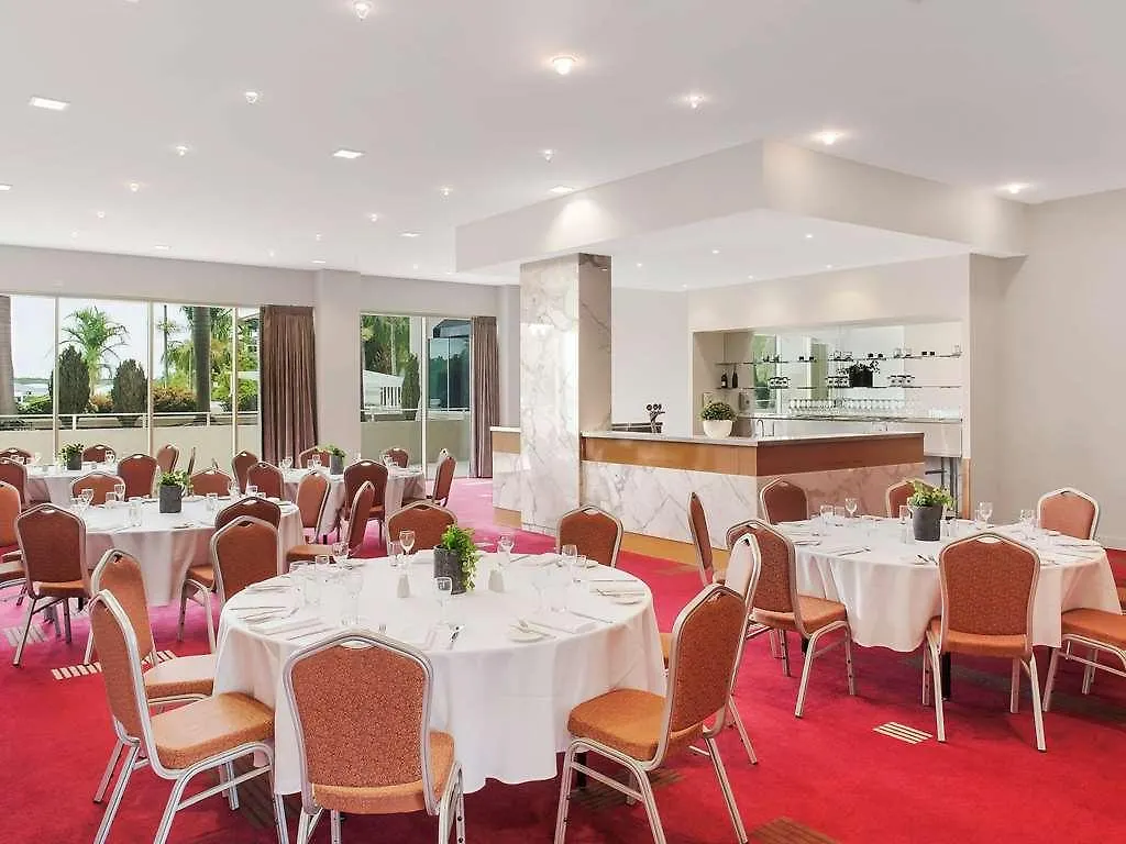 Pelican Waters Golf Resort Sunshine Coast Caloundra 4*,  Avustralya